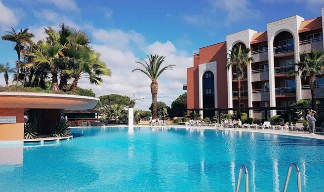 Falesia Hotel Exterior