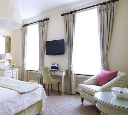 Durrants Hotel Room
