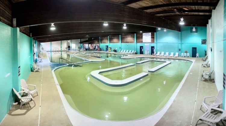 Manitou Springs Resort Pool