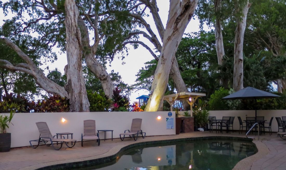 Marlin Waters Beachfront Apts Pool