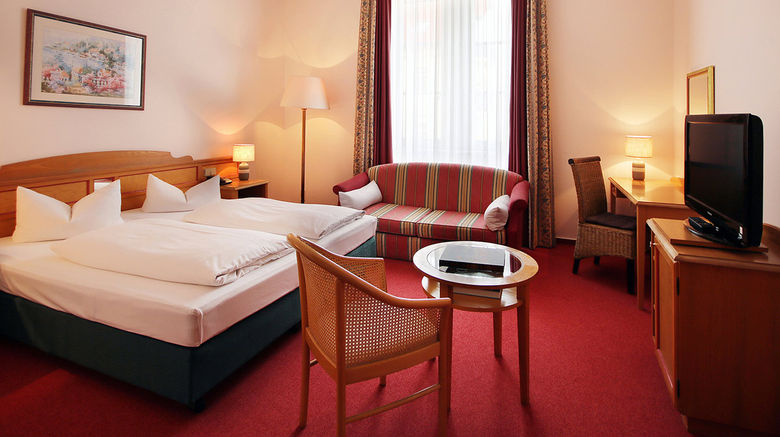 <b>The Royal Inn Regent Gera Room</b>