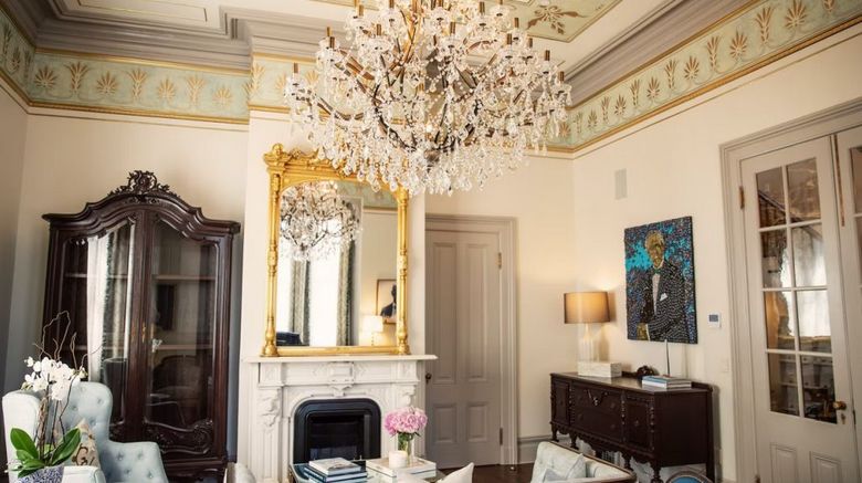 <b>McClelland-Priest Bed & Breakfast Inn Lobby</b>