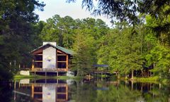 The Retreat at Artesian Lakes