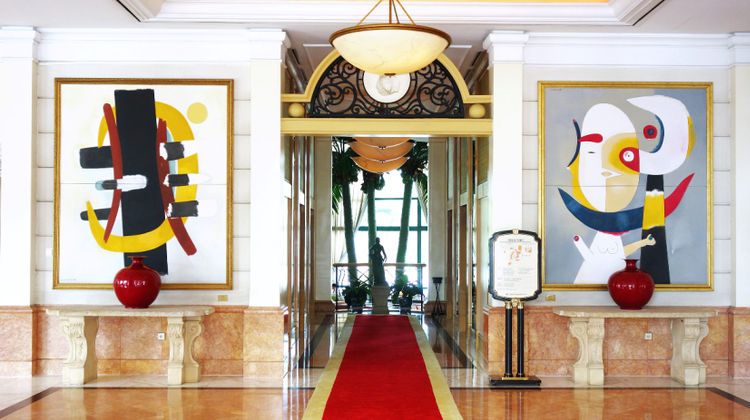 Hanoi Daewoo Hotel Lobby
