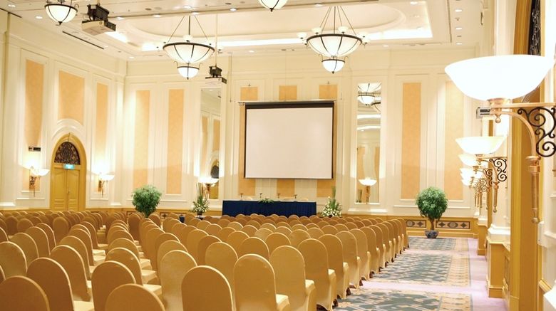 <b>Hanoi Daewoo Hotel Meeting</b>