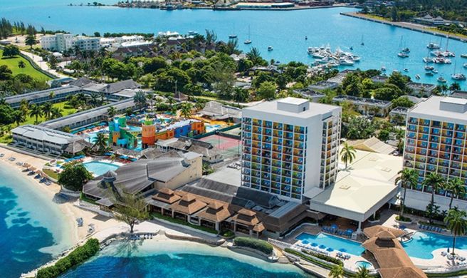 Sunset Beach Resort, Spa & Waterpark Exterior