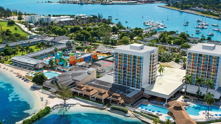 Sunset Beach Resort, Spa & Waterpark Exterior