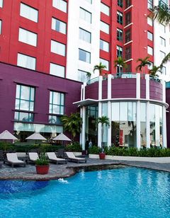 Aryaduta Makassar Hotel