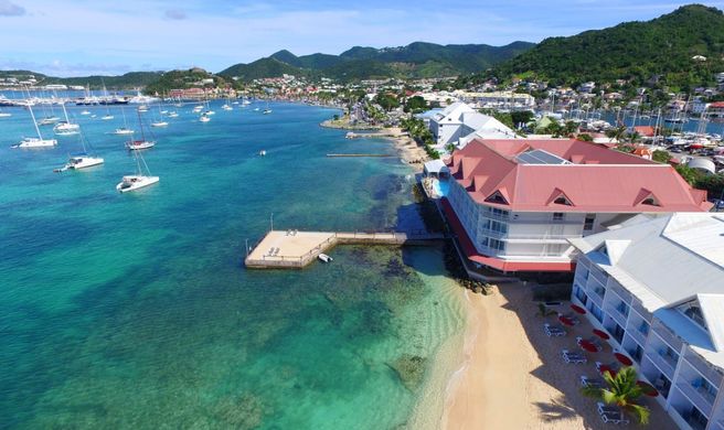 Le Beach Hotel Exterior