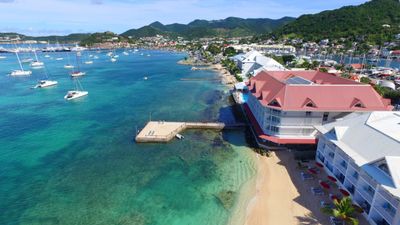 Le Beach Hotel