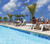 Le Beach Hotel Pool