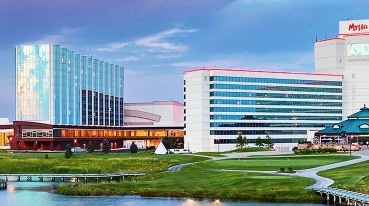 Mystic Lake Casino Hotel Exterior