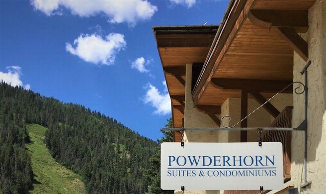 Powderhorn Suites & Condominiums Exterior