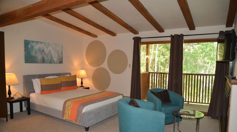 <b>Powderhorn Suites & Condominiums Room</b>