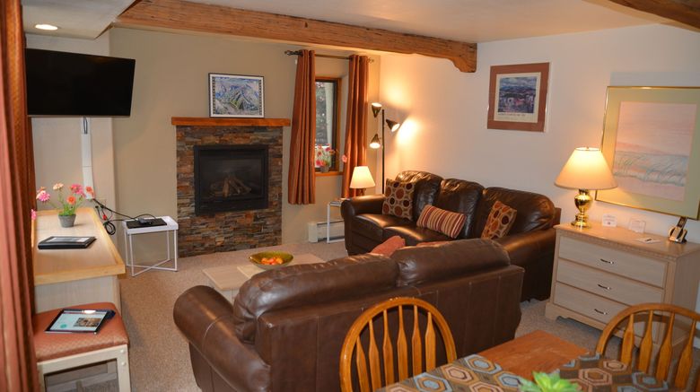 <b>Powderhorn Suites & Condominiums Suite</b>