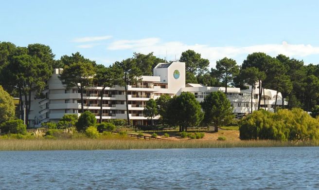 Hotel del Lago Exterior
