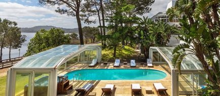 Hotel del Lago Pool