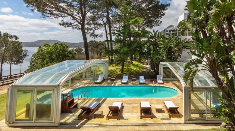 <b>Hotel del Lago Pool</b>