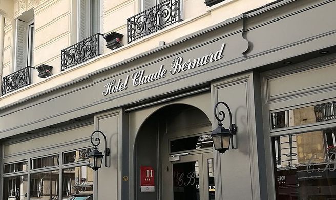 Hotel Claude Bernard Exterior