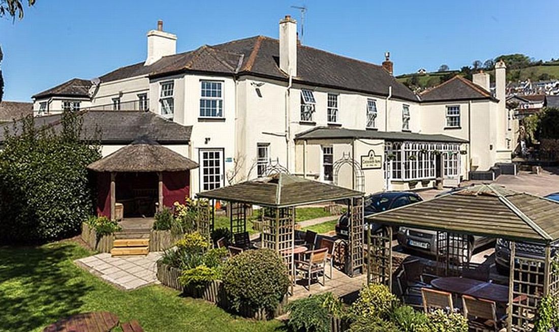 Cockhaven Arms Exterior