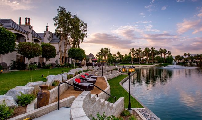 The Chateau at Lake La Quinta Inn Exterior