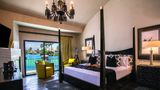 The Chateau at Lake La Quinta Inn Room