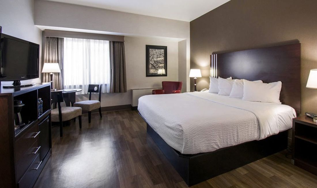 Seven Feathers Hotel & Casino Resort Room