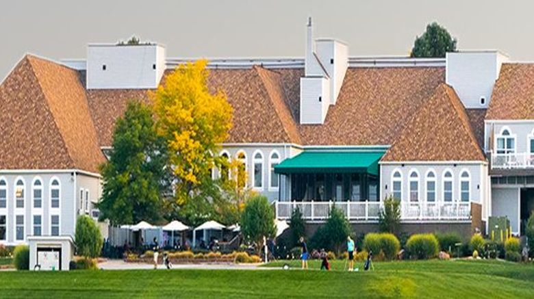 Lone Tree Golf Club  and  Hotel Exterior