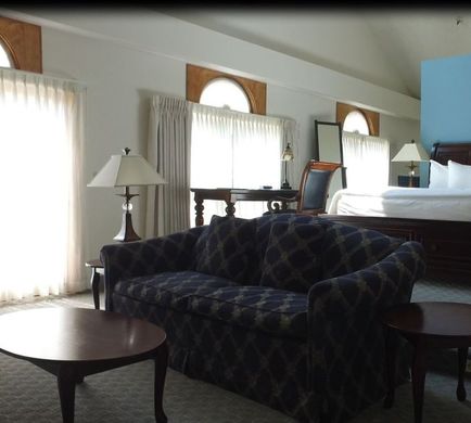 Lone Tree Golf Club & Hotel Room