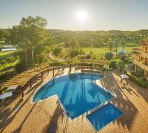 Hotel Ilunion Golf Badajoz Pool