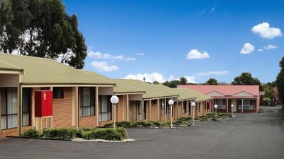 Victoria Lodge Motor Inn & Serviced Apts