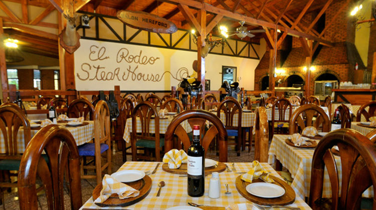 El Rodeo Country Inn Restaurant