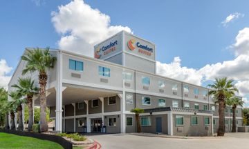 Comfort Suites Airport North