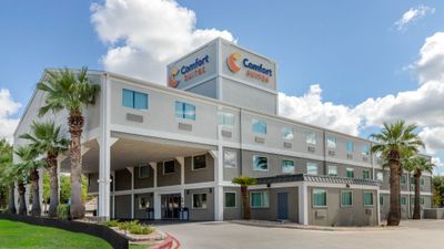 Comfort Suites Airport North