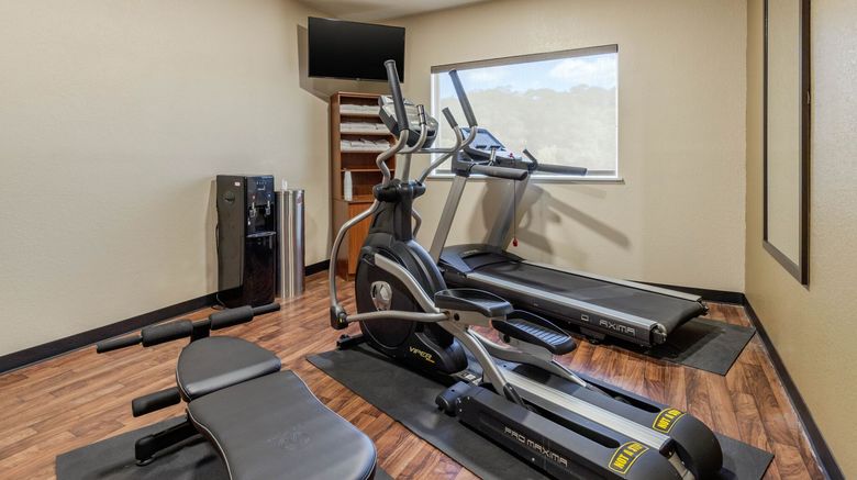 <b>Comfort Suites Airport North Health</b> <b>Comfort Suites Airport North Health</b>