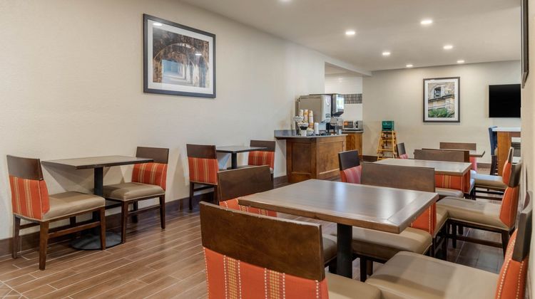 Comfort Suites Airport North Restaurant