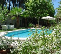 Hotel L'Estacio Pool