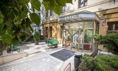 Hotel Lunik