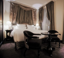 Hotel Maison Athenee Room
