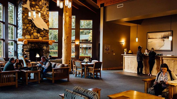 Seward Windsong Lodge Lobby