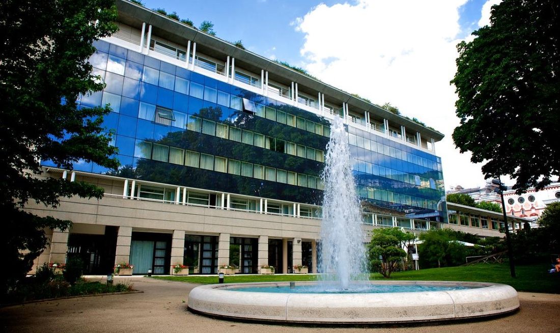 Hotel Le Riviera Exterior