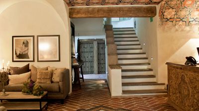 The Alest Hotel