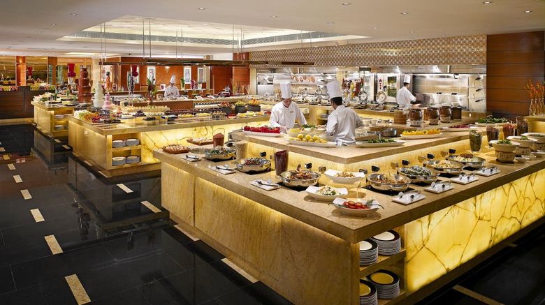 <b>Royal Plaza Hotel Restaurant</b>