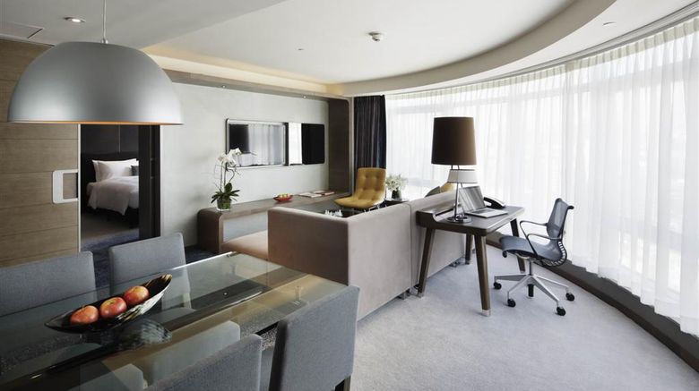 <b>Royal Plaza Hotel Suite</b>