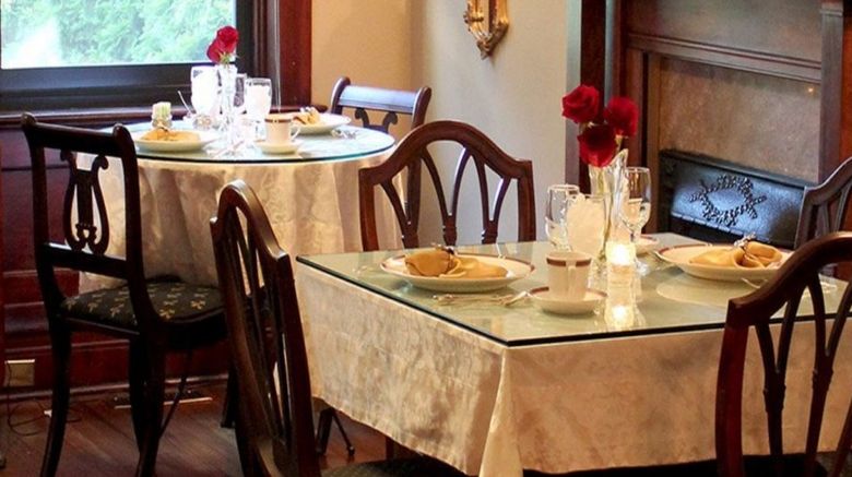 <b>Fleur-de-Lys Mansion Restaurant</b>