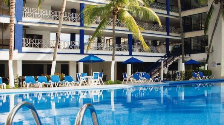 Sol Caribe San Andres Pool