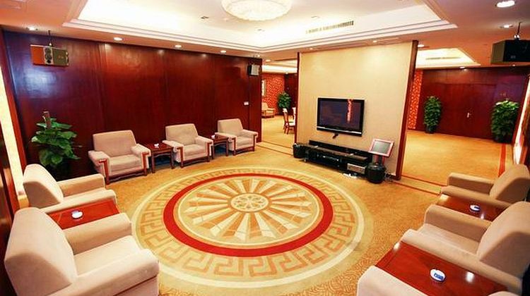 Qi Yuan Shang Zhuang Hotel Lobby