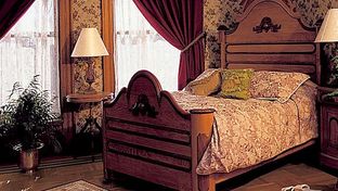 Nagle Warren Mansion Bed & Breakfast