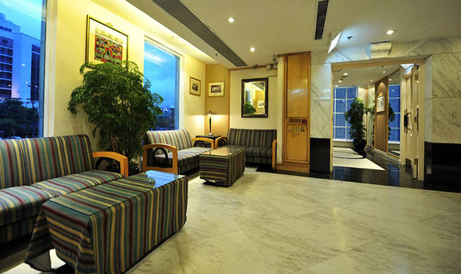 Largos Hotel Lobby