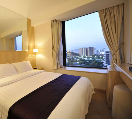 Largos Hotel Room